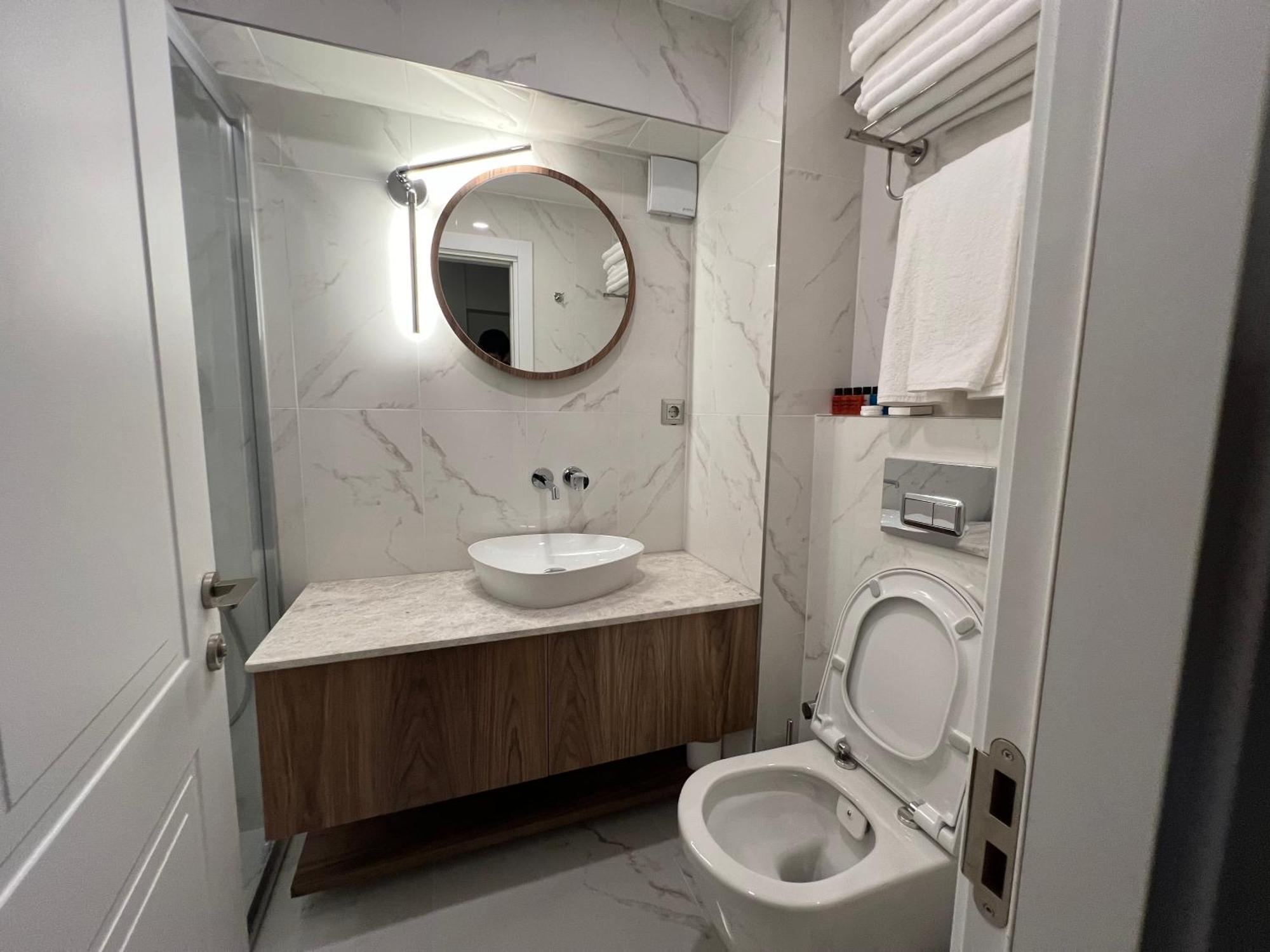 Iris Han Hotel Istanbul Bagian luar foto